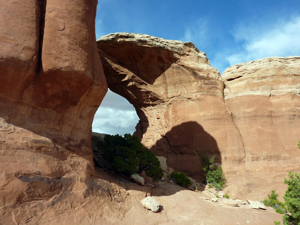 Arches Broken Arch (4).JPG